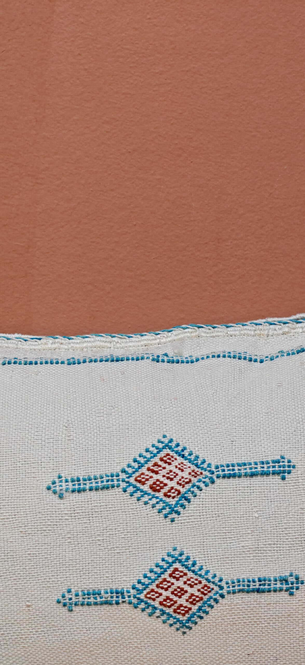 Sabra Lumbar Cushion - Ivory White & Turquoise Berber Motif 2